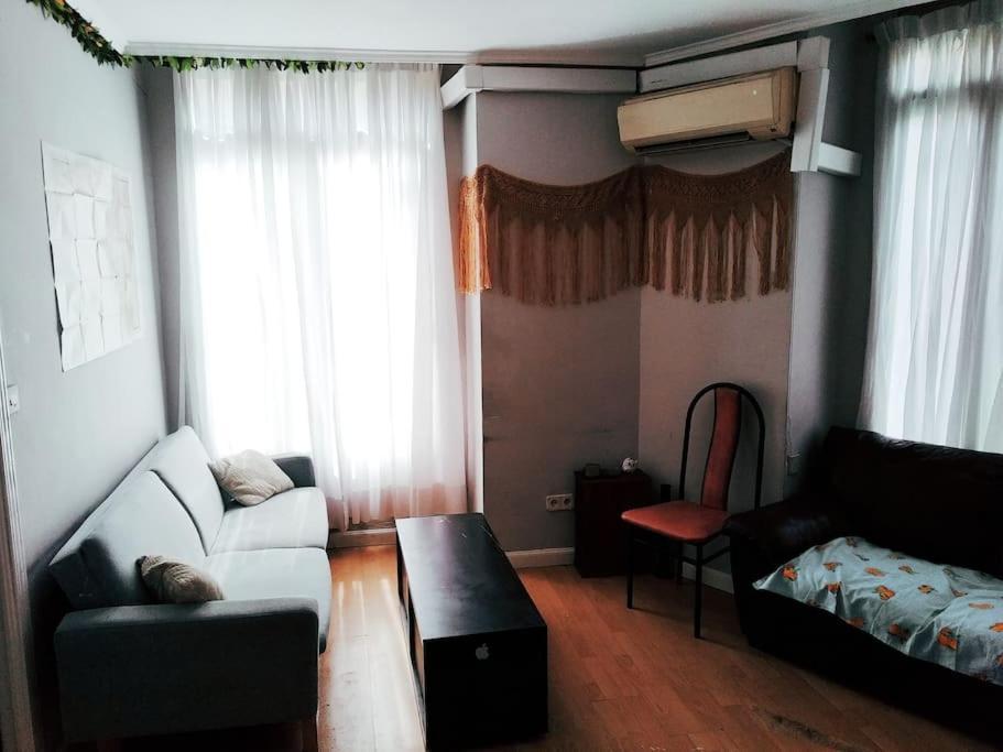 Apartamento Hotel Montana Lavapies Madrid Dış mekan fotoğraf